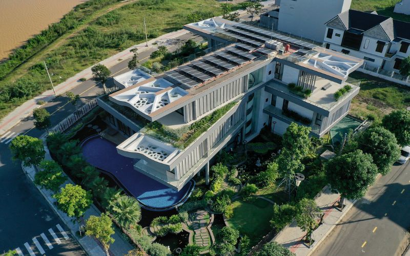 BIỆT THỰ 2.000 MÉT VUÔNG HÌNH CHUỒN CHUỒN NƯỚC