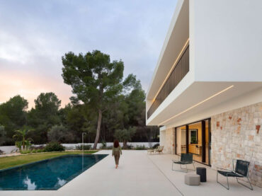 Ngôi nhà Địa Trung Hải – Tinh giản, ấm áp, đầy cảm xúc